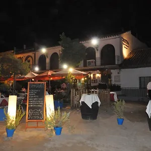 hostal-cristina-el-rocio.es-andalucia.com/