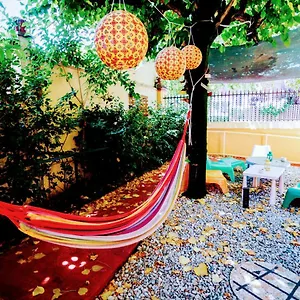 feetup-garden-house-hostel-barcelona.topbarcelonahotels.com/
